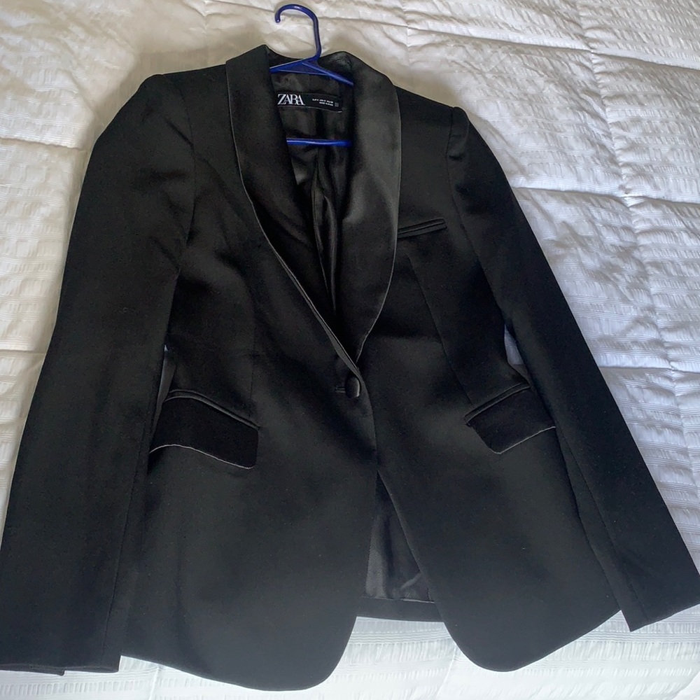Zara Black Blazer